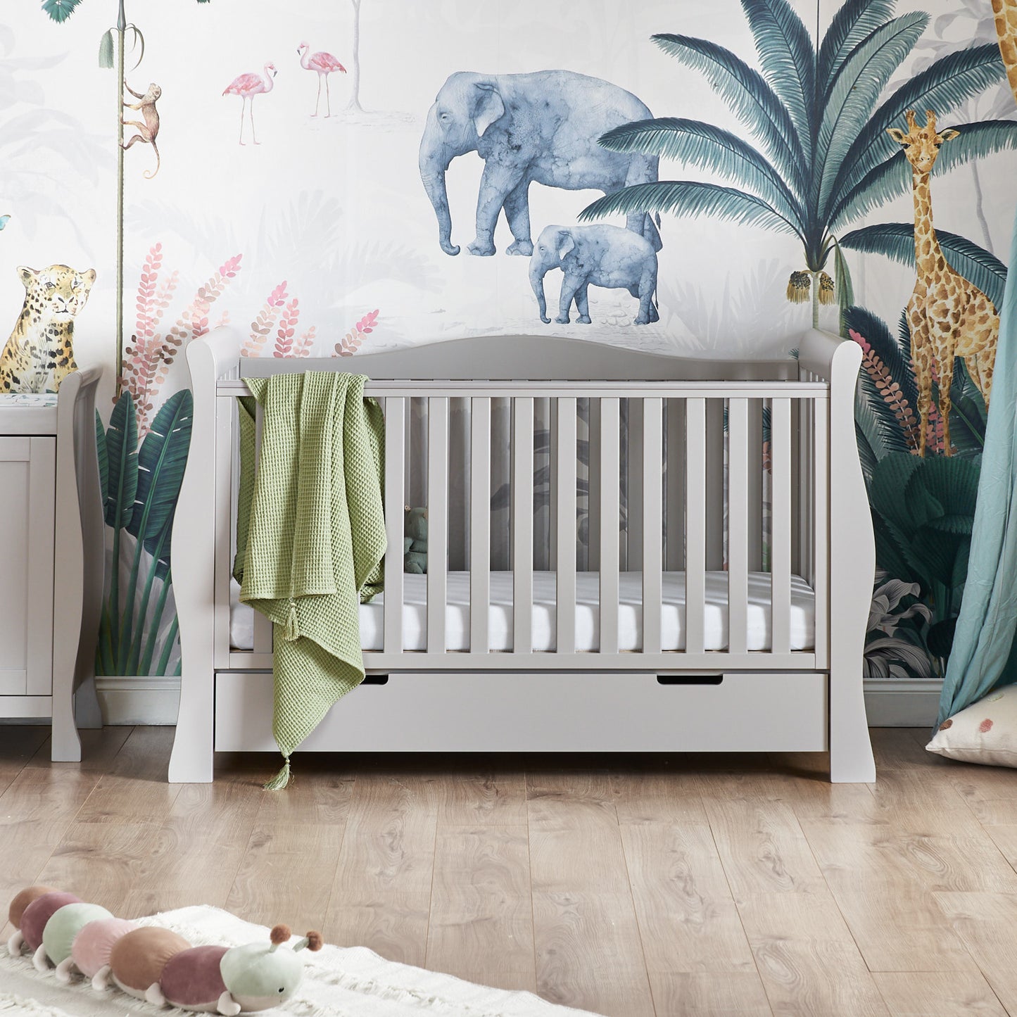 Stamford Luxe Cot Bed