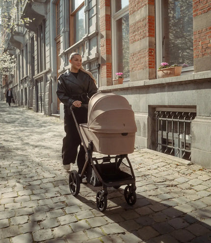 Venicci Upline 3 Ultimate Travel System Bundle - Sand