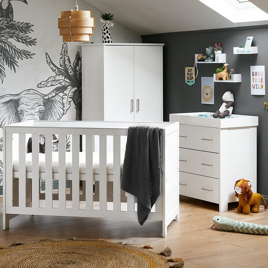 Nika 3 Piece Room Set