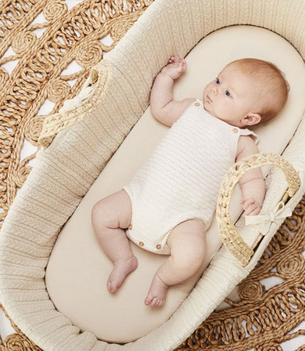 The Little Green Sheep Organic Knitted Moses Basket & Mattress - Happy Baby