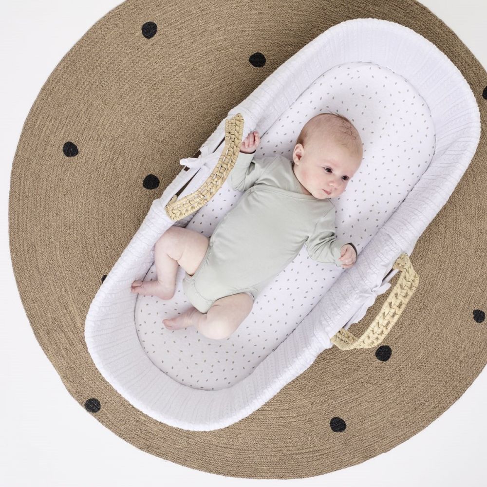 The Little Green Sheep Organic Knitted Moses Basket & Mattress - Happy Baby