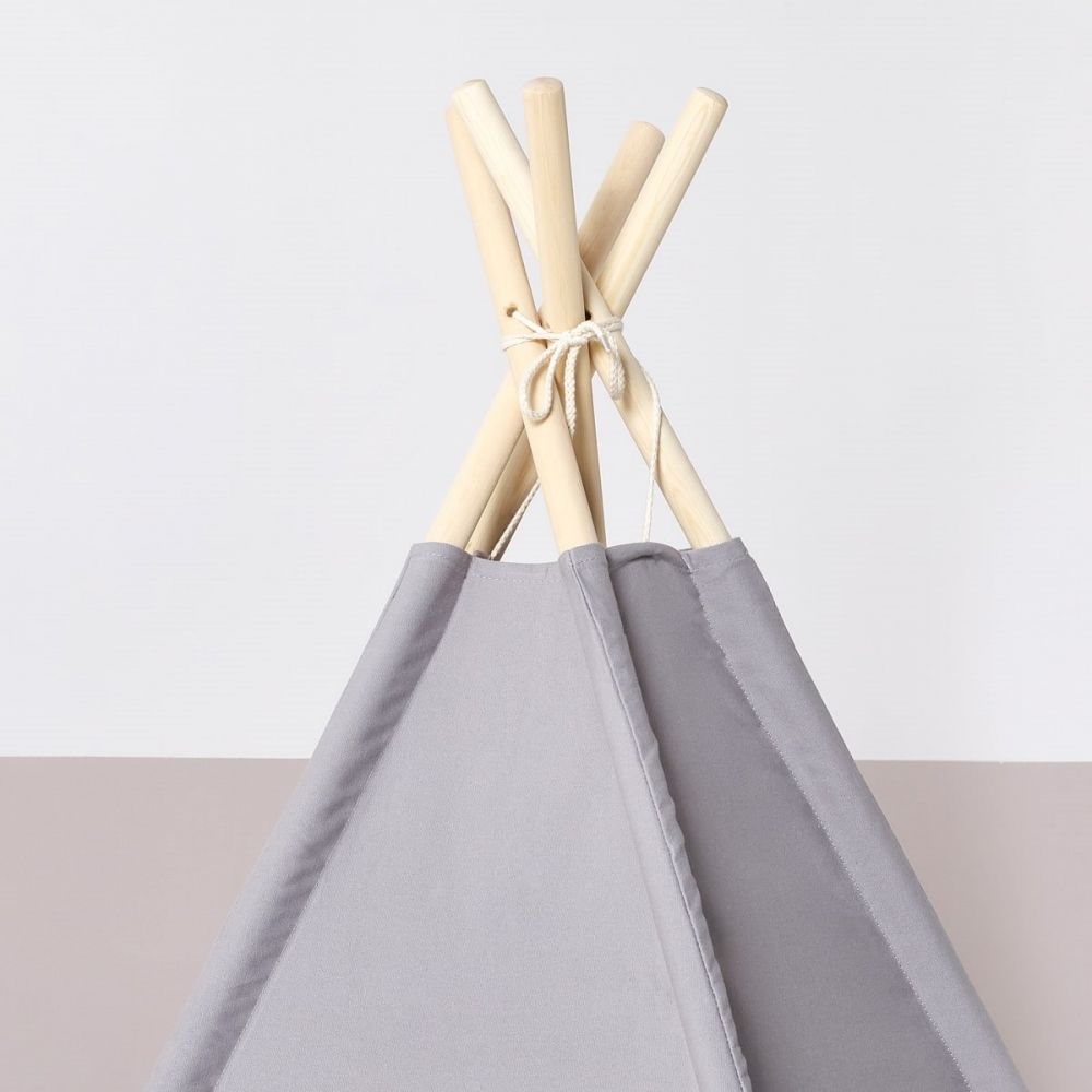 Little Green Sheep Play Teepee