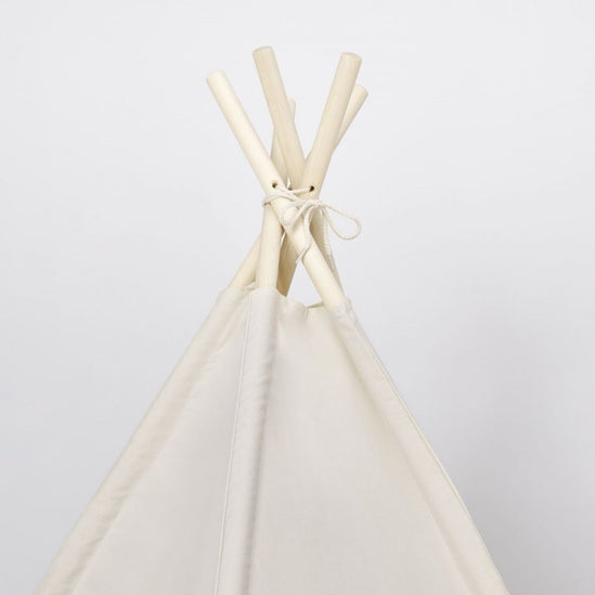 Little Green Sheep Play Teepee